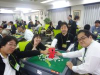 チーム「キャプテンは吉沢なのに遠藤 俊晃とホットスリー」吉沢 洋志、樺沢 和江、遠藤 俊晃、小林 英夫