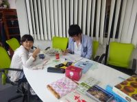 ペア選手で抜け番の千葉支部の野﨑 佑磨くん。西川 美波と一緒にお勉強中