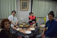 チーム名「消費税10%反対！」左から、森谷 矩子、安齋 智紀、岩沢 和利（リーダー）、津曲 哲也