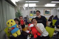 チーム『いとしのユリー　笑ってもっとベイべ』