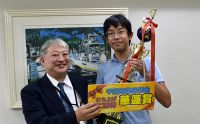 第151回月例会　冠軍　大堀 龍一　プレゼンター　土屋 政士