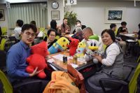 チーム「増税めがねのバカ」頼住 和宏宮川 京子藤岡 昌子蔣 屹